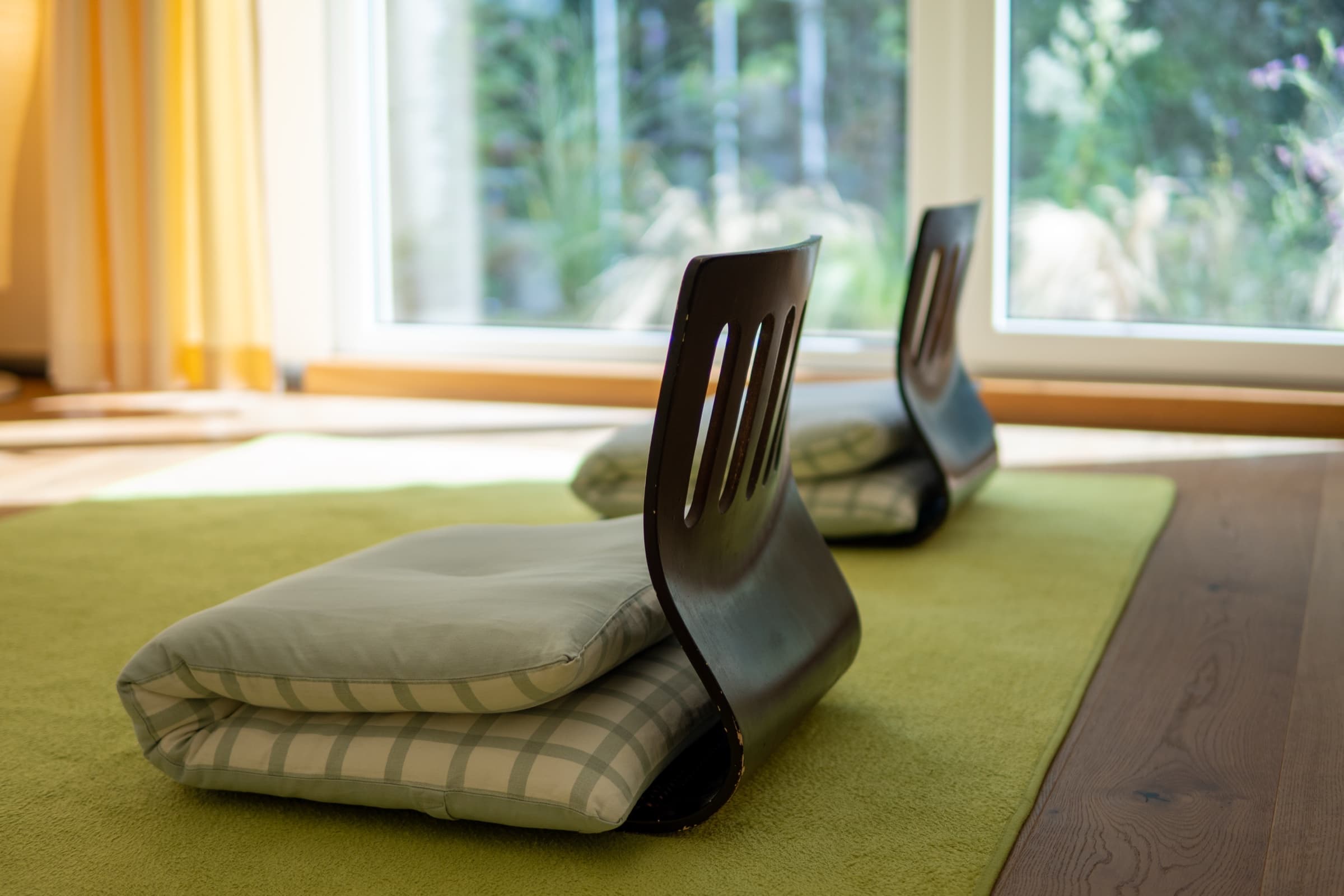 Räume und Garten des Berlin Meditation Zentrums
